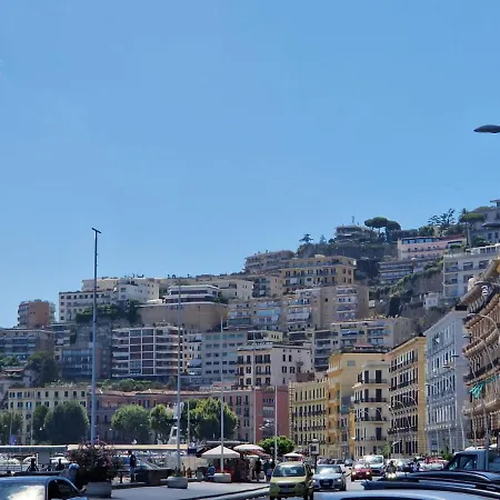 بيت ضيافة Caracciolo